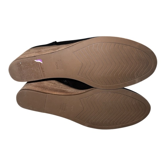 Toms Black Wedge Ankle Boots - Picture 4 of 5